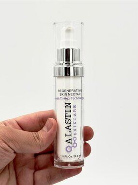 Alastin Skincare Restorative Skin Nectar with TriHex Tech (1 fl oz / 29.6 ml )